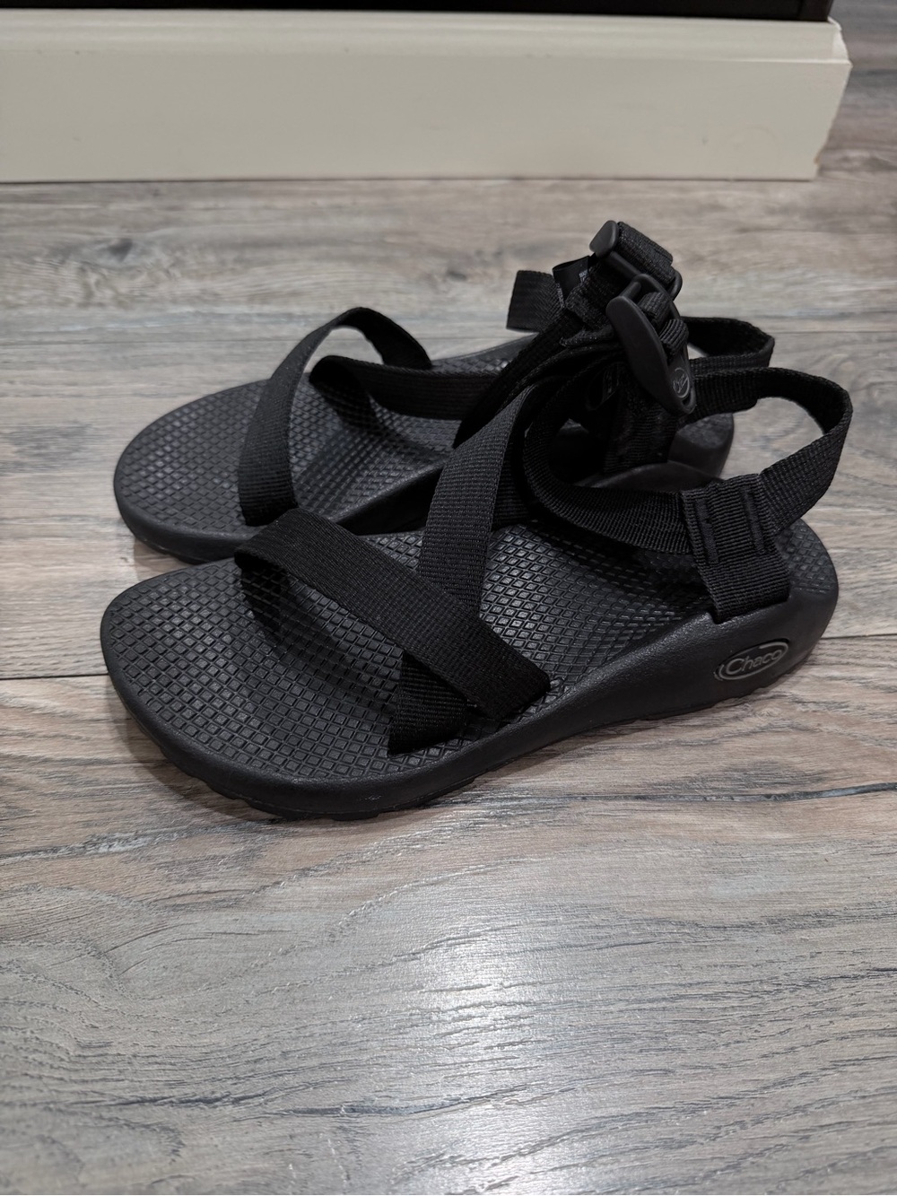 Chaco Z/Cloud Sandals Black – Women’s Size 5